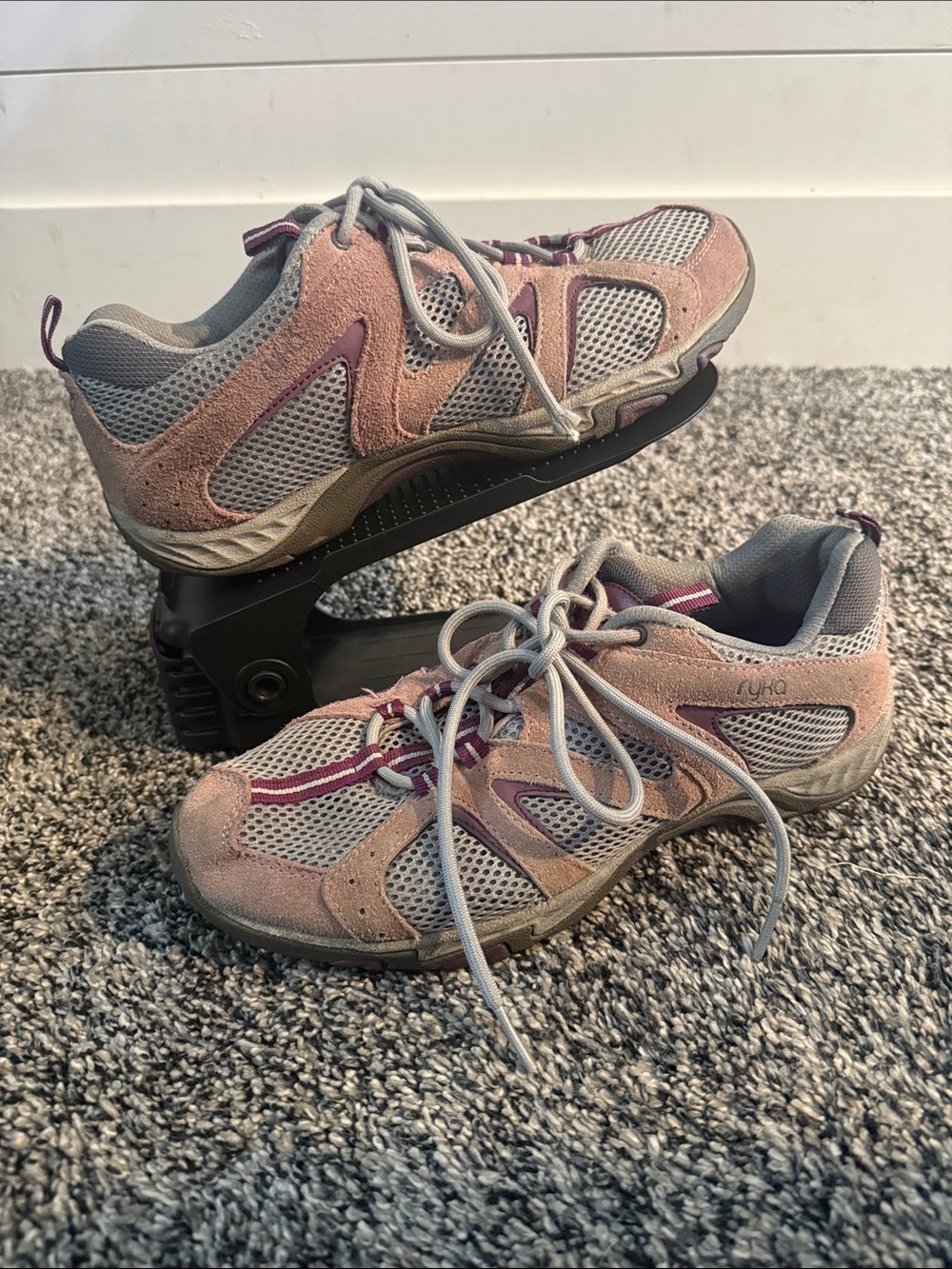 Ryka Women’s Hydro Sport Water Shoes Pink Gray Size 9 Lace-Up Athletic